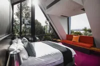 Mona Pavilions Hotels in Berriedale