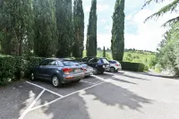 Poggio Baronti B&B - Parking