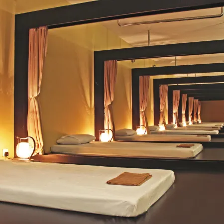 Harmoni One Convention Hotel and Service Apartments