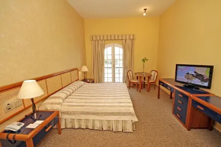 San Raphael Country Hotel