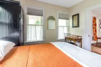 NEW! Marigold & Poppy - Group-Friendly Douglas Retreat - Central & Walkable