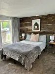 Spacious Family Haven Near UVU - WiFi, Home Theater, and Pets Welcome!