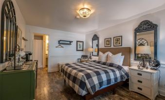 Bandon Marina Inn