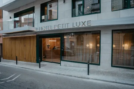 Hotel Petit Luxe