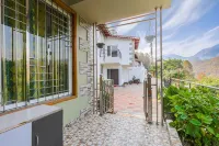 Kasbah 3 BHK by Dumnu Homes