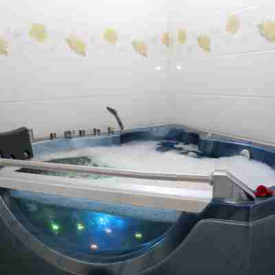 Kerawud International Hotel Fitness & Recreational Facilities