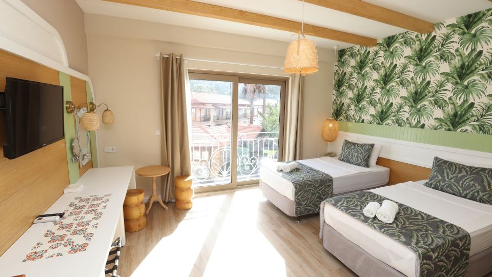 Dolphin Park Hotel