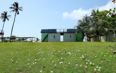 Afro Beach Eco Resort Butre