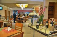Hotel Chacao Suites - Morgenmad
