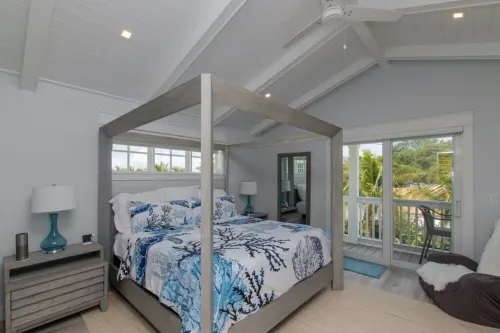 Villa with private plunge pool, boat dock, & amazing sunsets in Islamorada Fl