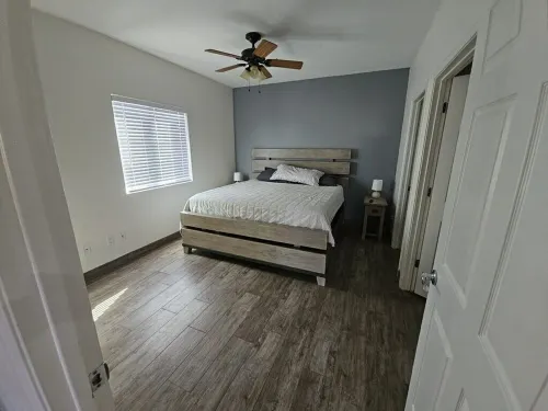 Spacious, cozy, and modern guest house in charming Queen Creek with AC & WiFi