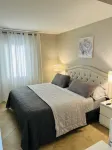 Free Beach Lounges, Umbrella and Free Parking in the Beautiful Oceanfront Condo