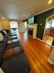 Cozy, Convenient Holladay Bungalow w/ Amenities