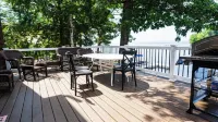 Maple Cove Lodge on Lake Sebago Waterfront!