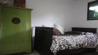 Beautiful!!,AC,Pool,3 Bedroom, Close to everything!!