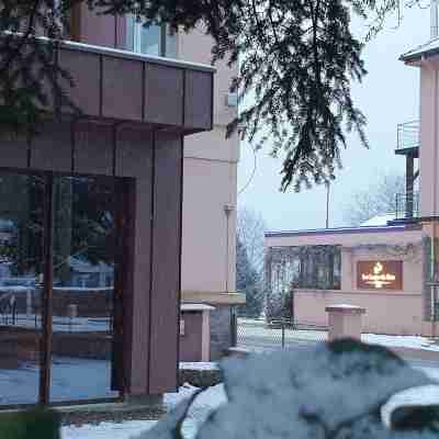 Les Loges du Parc Hotel Exterior