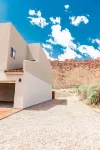 Upscale Rustic Condo with Private Hot Tub, Fiber internet and 2 car Garage Các khách sạn gần Utah State University Moab