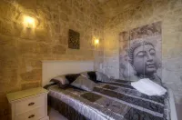 Romantic, calming, dreamy character house in the centre of the village