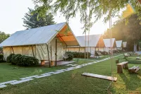 Thecamp Chiangkhan Отели в г. 