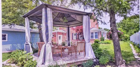 Built in 1929 and fully restored in 2022Where the old and new world meets