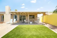 Modern Desert Oasis with A Pool & Nearby Hiking Hotels in Ahwatukee Foothills