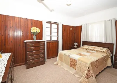 Family Tides. Cheerful 3 bedroom home in Urangan. Hotel in zona Hervey Bay Airport