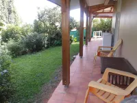 Large T2 ground floor In the countryside of Fort de France Hotel di 