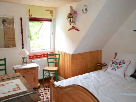 Grand Chalet am Bergflüsschen mit Kickertisch, Sauna & Waldschwimm-bad