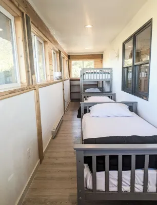 Spanish Creek Home - 7 beds/3 bathrooms - sleeps 7-10