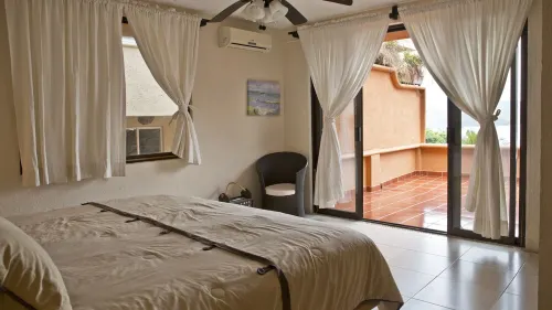 Indulgent, Romantic and Utterly Private—Relax in Affordable Luxury 3BR
