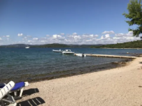 Villa Pina Tisno TOP Luxury penthouse Panorama with fantastic sea view Hoteles en Tisno