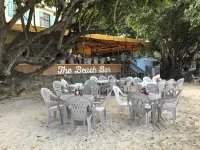 Livin' the Dream Studio @ Grande Bay, waterfront Studio in Cruz Bay! 住宿飯店