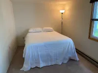 2BR house in a quiet neighborhood