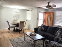 Quiet 3BR spot between downtown AND the mountains Hotels in Wheat Ridge