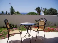 Grapevines 10 Seaview Villa . Quiet and peaceful, relax and chill out