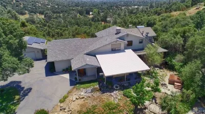 Yosemite Getaway With Excellent Views