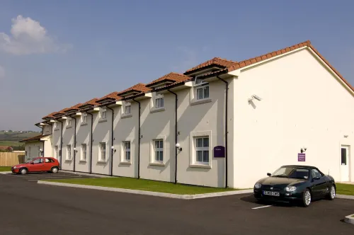 Premier Inn Weston-Super-Mare (Lympsham) Các khách sạn ở Rooks Bridge