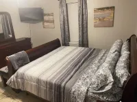 Cozy 3-bedroom condo with WiFi, AC in adorable Longview. Long stays welcomed