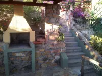 Villa with 2 terraces facing the sea and 2 steps from the beach!