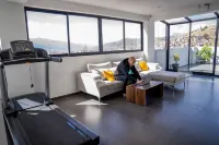 Spacious 4 Bedroom Full Apartment, a few Minutes From the Main Square