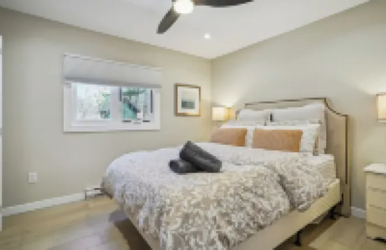 Kahshe House: Newly Reno'd Summer Retreat