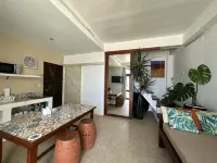 Cozy and Affordable Beach Front House in Boracay