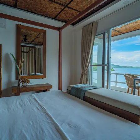 Pearl Bay Villas