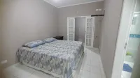 4 bedroom holiday home on Pernambuco beach - Guarujá 18 persons SP Hotels in Pernambuco