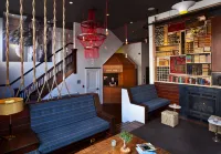 كومودور هوتل فنادق في أستوريا