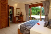 Les Villas d'or Hotels in Baie Sainte Anne