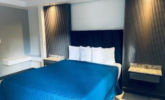 Hotel Suites Royal