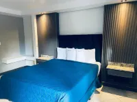 Hotel Suites Royal - 2-Star