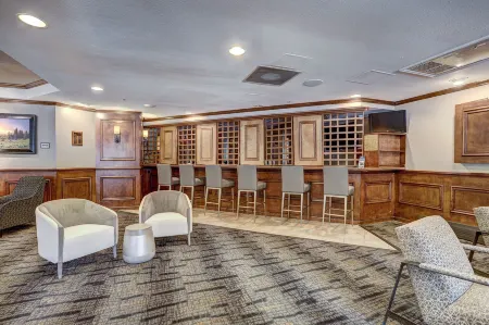 River Mtn Lodge E305 Отели рядом с достопримечательностью «Riverwalk Center at Breckenridge»