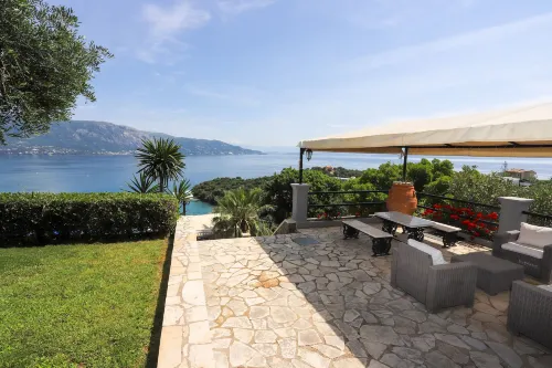 Kommeno Bella Vista Hotel di Limni